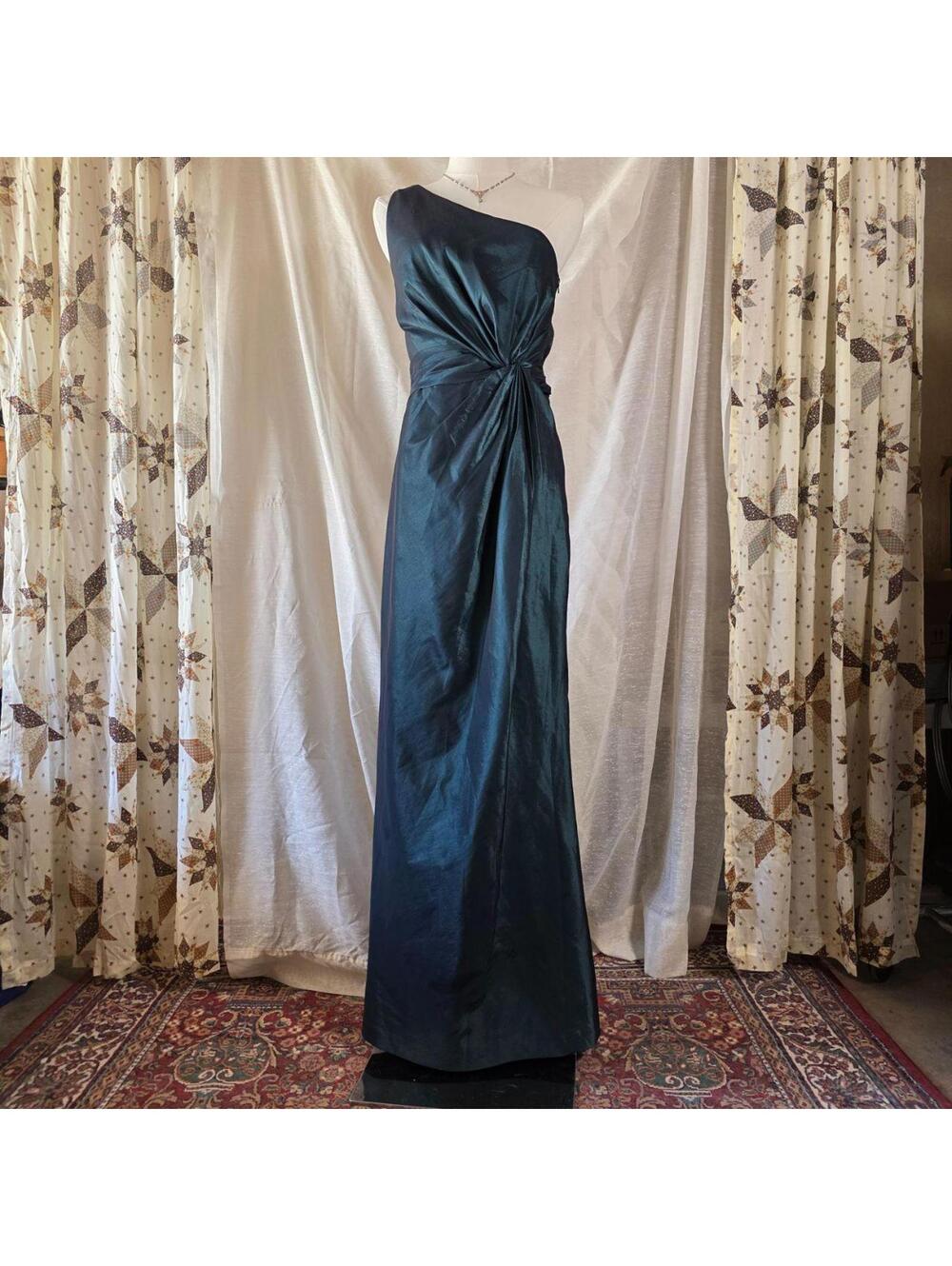 Cameron Blake One Shoulder Emerald Green Evening Gown Small